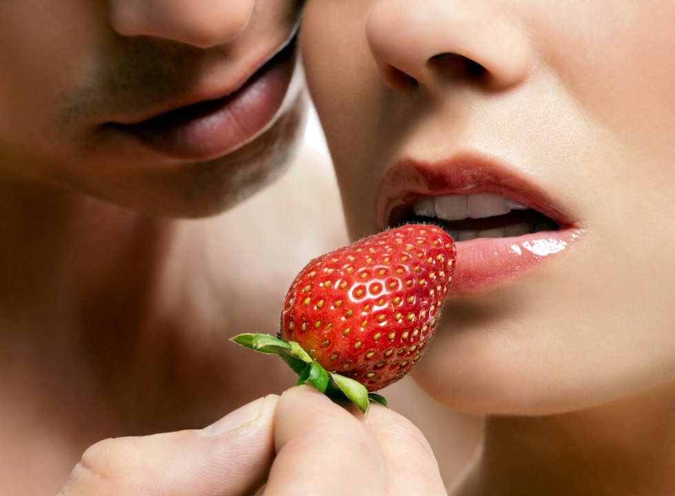 Strawberries in the mouth