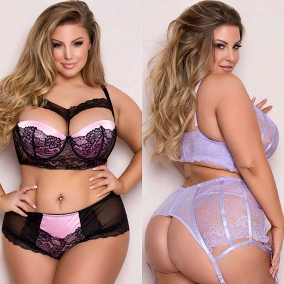 Lush ladies in retro lingerie