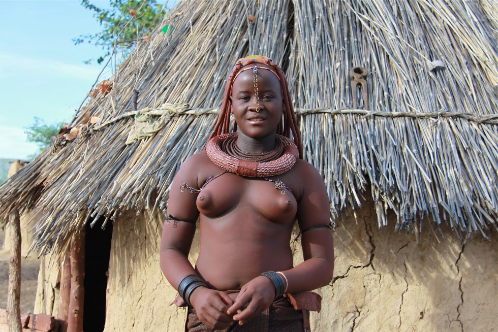 Naked women of African tribes