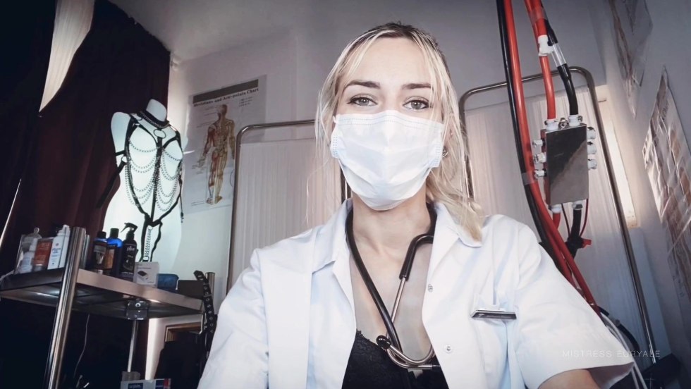 Mistress Euryale - Mummified and Milked in the Clinic