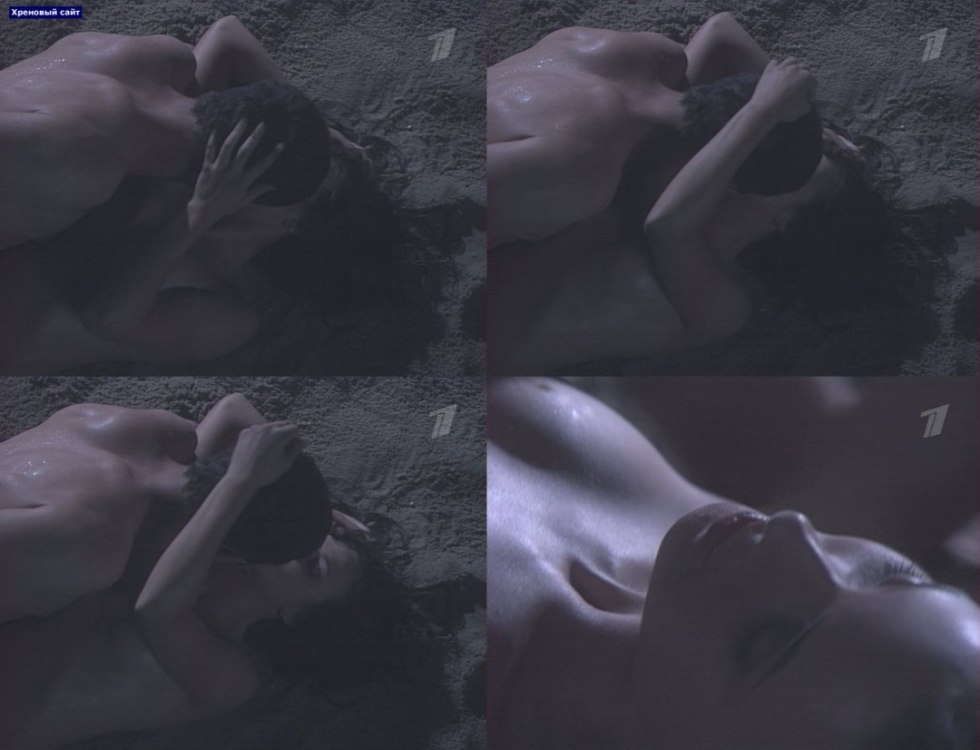 Anna Topi actress Naked