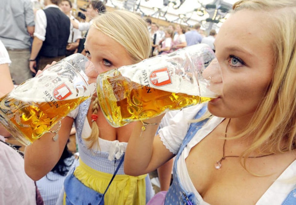 Girls Oktoberfest