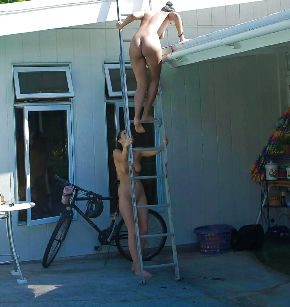 Naked pair of exhibitionists