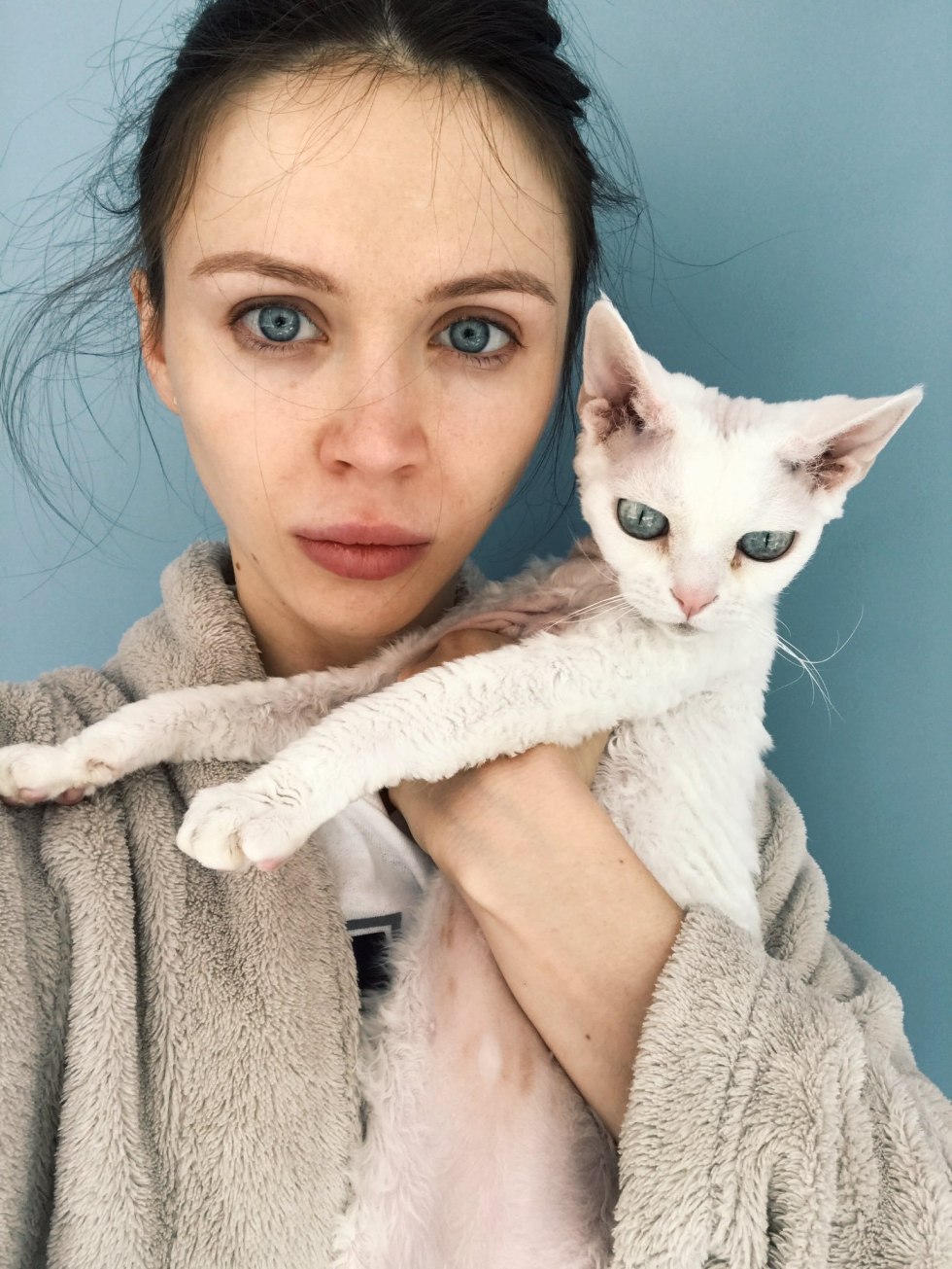 Natasha Shelyagin's legs