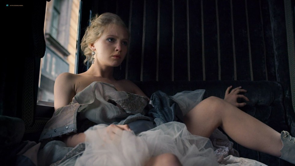 Julia Khlynina flight