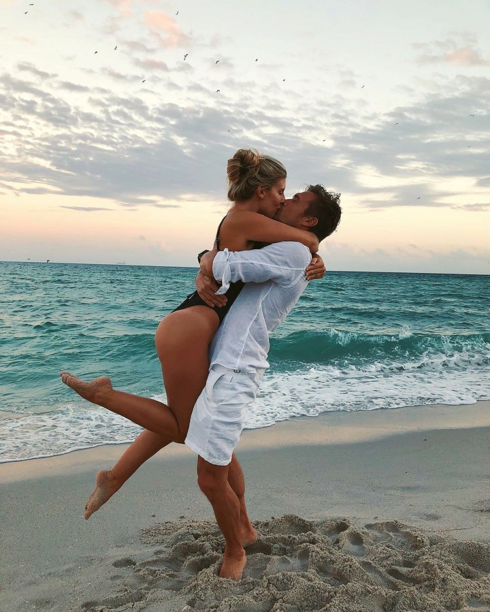 Random reflections in the mirror