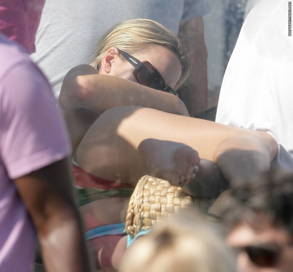 Jennifer Jason Lee Nud