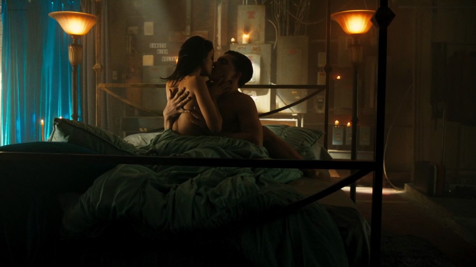 Mexican actress Eiza Naked