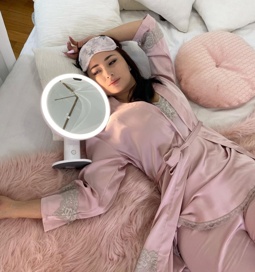 Yumao - Chinese Model