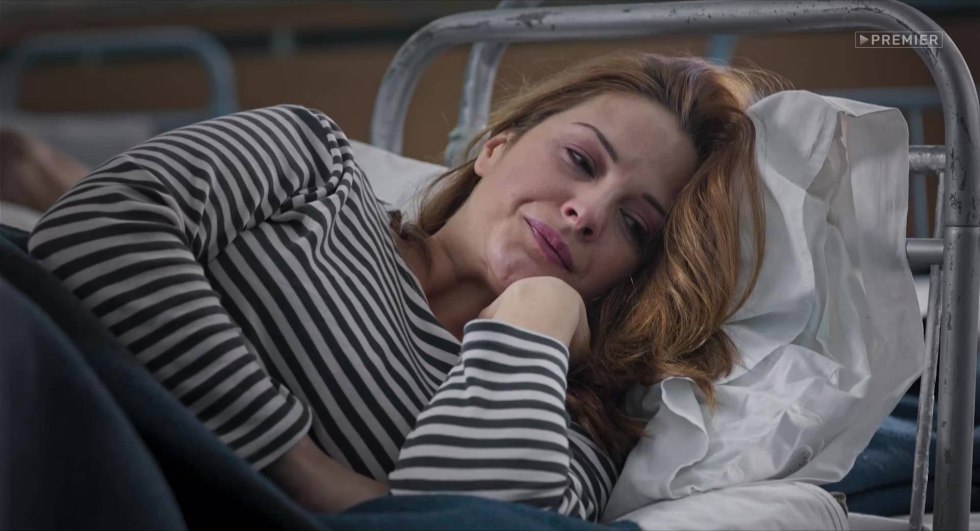 Nina Agdal +18 Burger