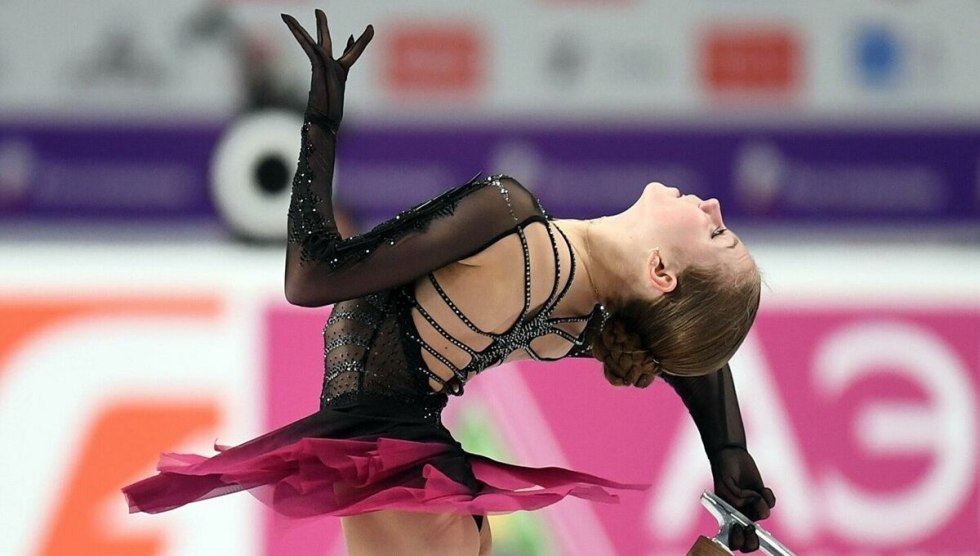 Sasha Trusova figure skating 2021