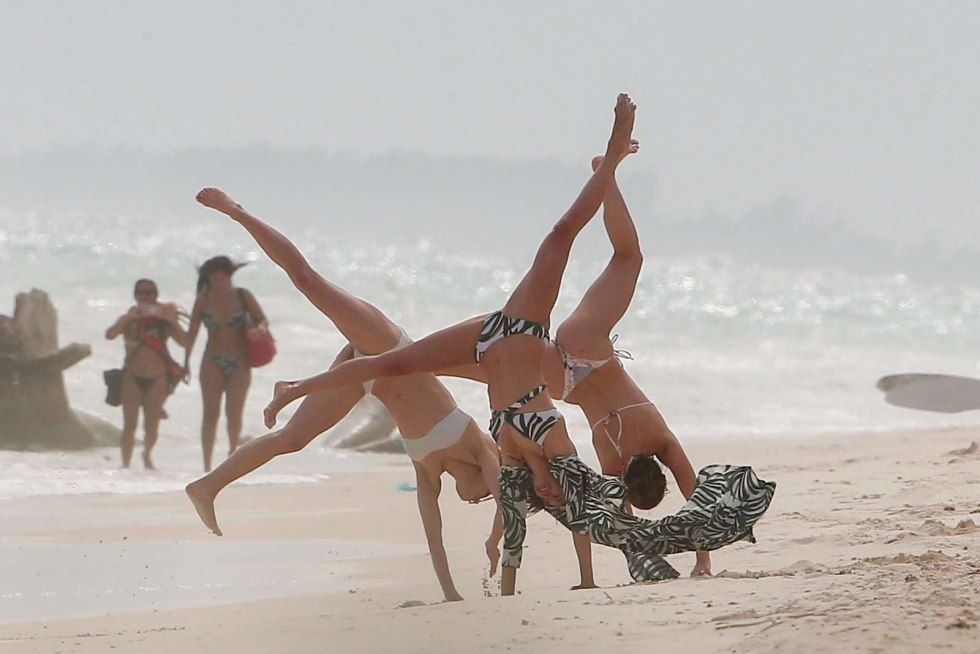 Nina Dobrev Sexy naked