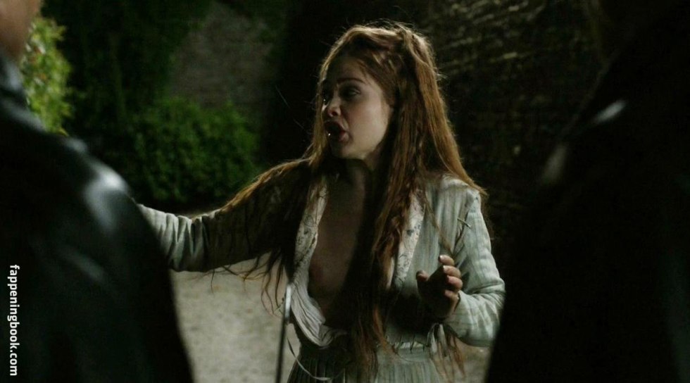 Hera Hilmarsdottir is naked