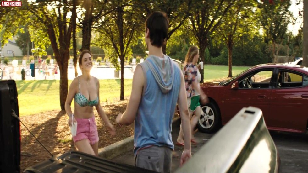 Naked actress Odia Rush