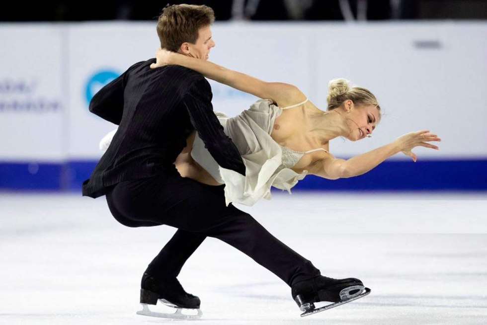 Maria Petrova skater naked