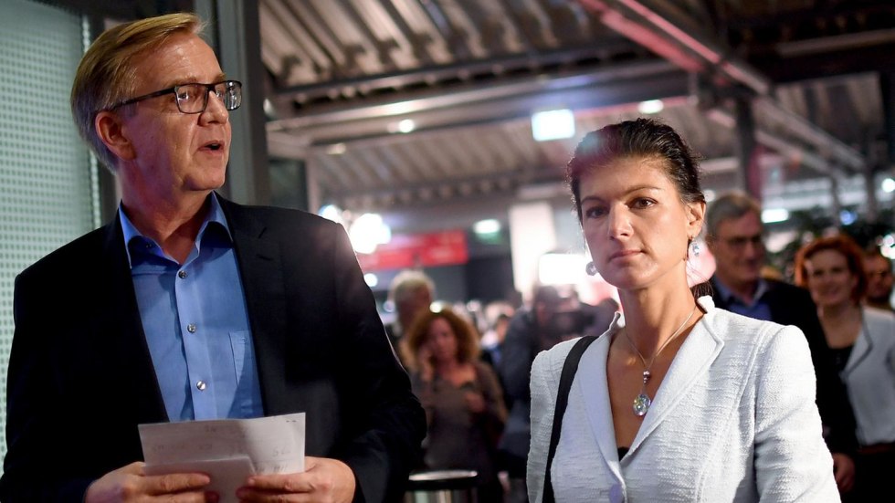 Short -haired double penetration