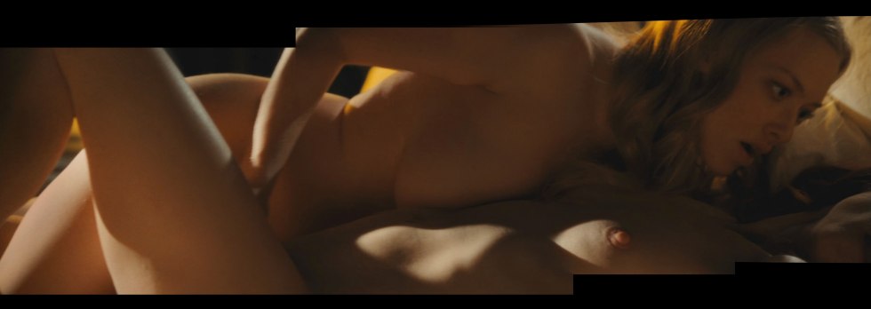 Amanda Seyfrid breast