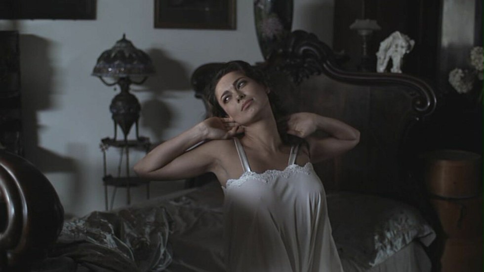 Actress Tatyana Lutaeva breasts