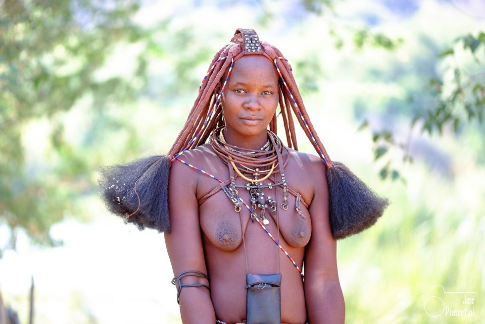 Khimba woman Nude