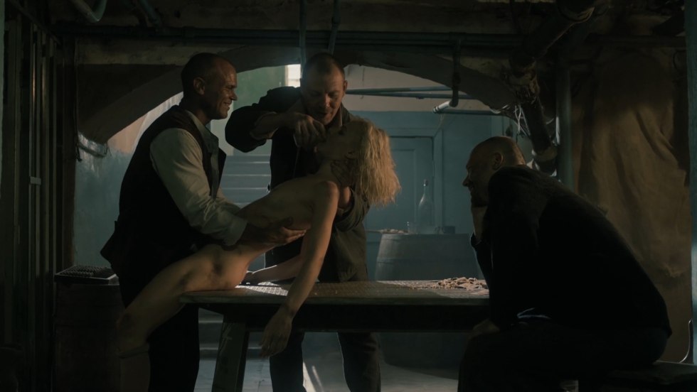 An hour before dawn Naked scenes