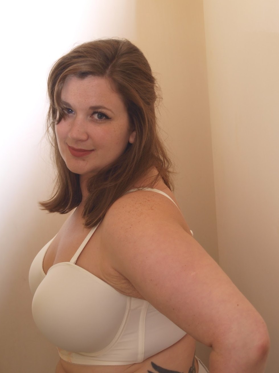 Very thick naked women