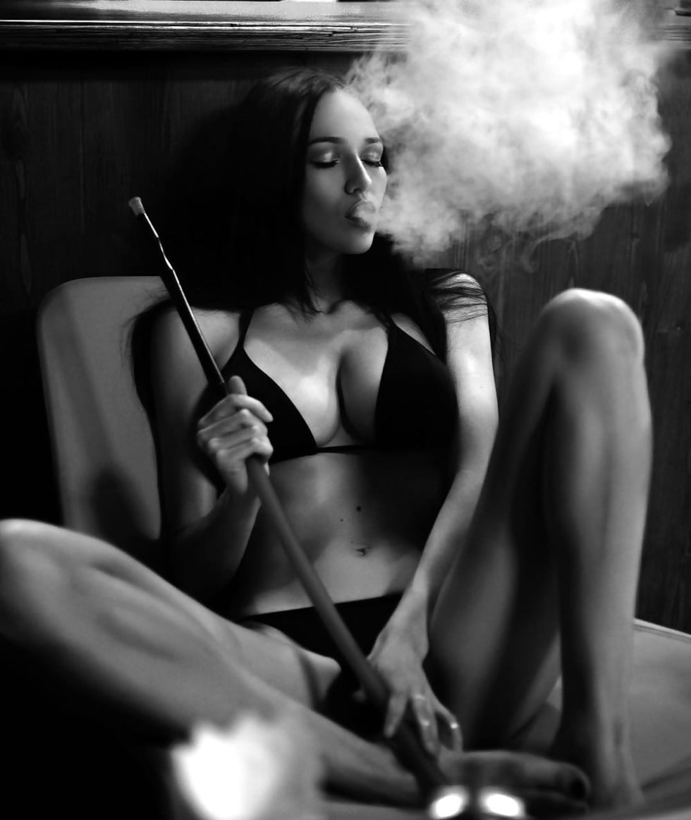 Wife smoke hookah naked