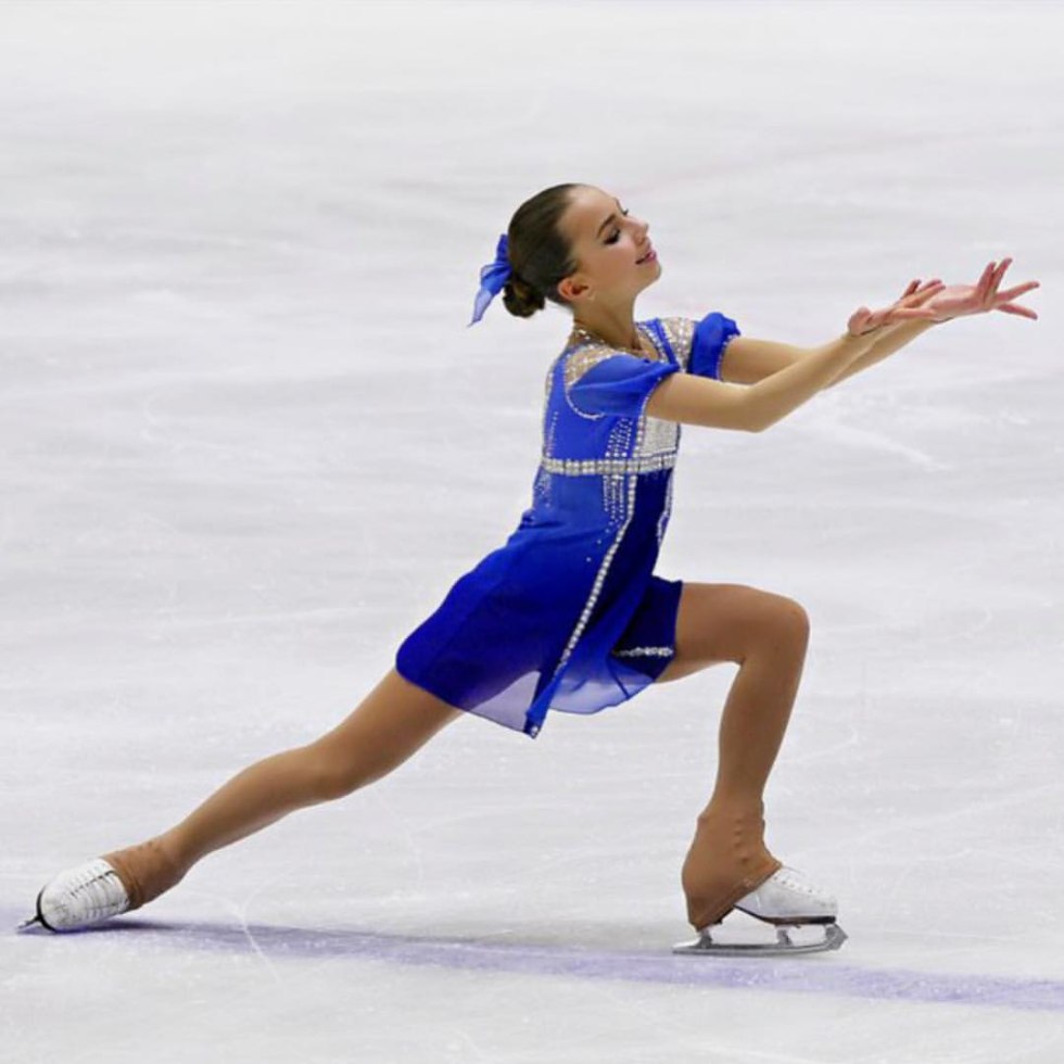 Lisa Nugumanova skater