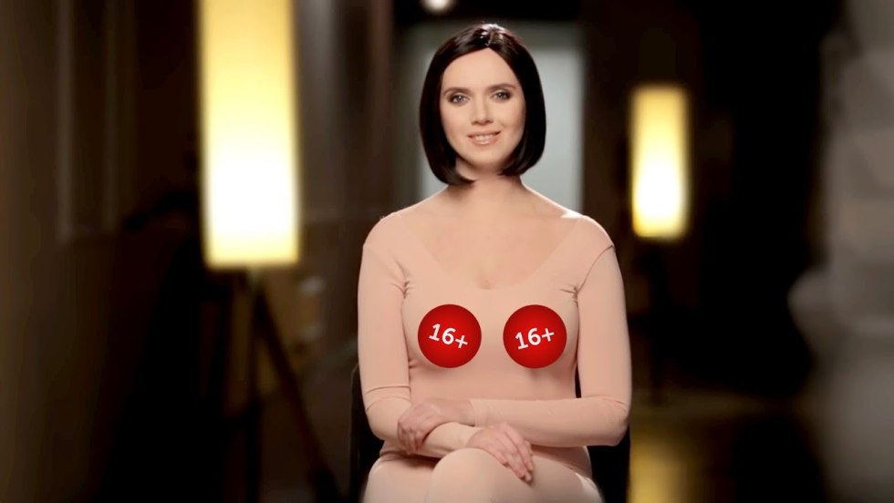 Yanina Sokolova journalist Ukraine in a swimsuit