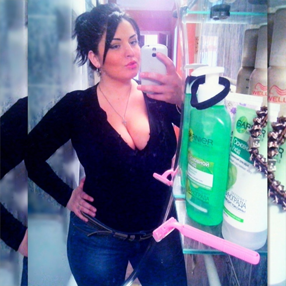 Rome Penjiev in Bikini