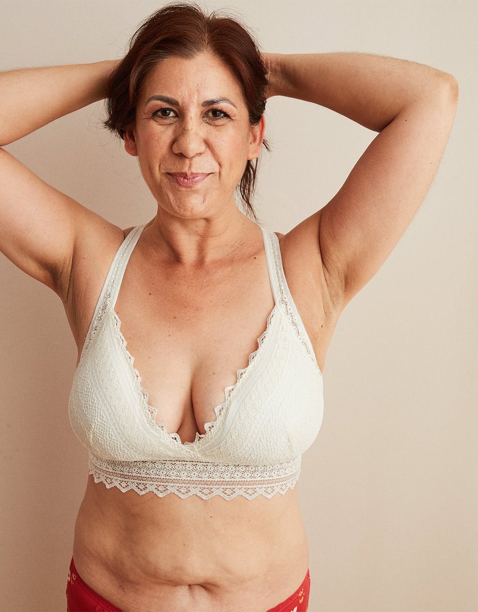 Sexy Skinny Milf Grenny