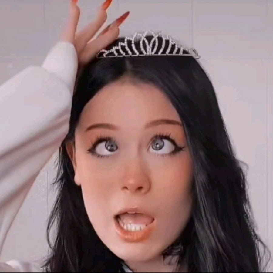 Memes about the relationship of girls and guys