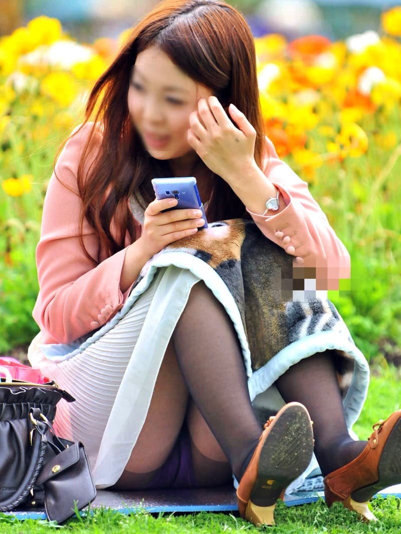 Girls on the street Candid