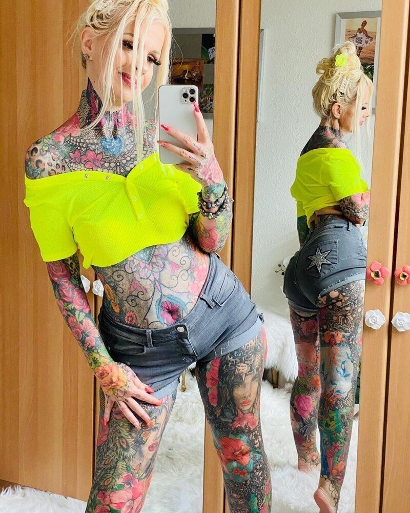 Kerstin Tristan Body in tattoos