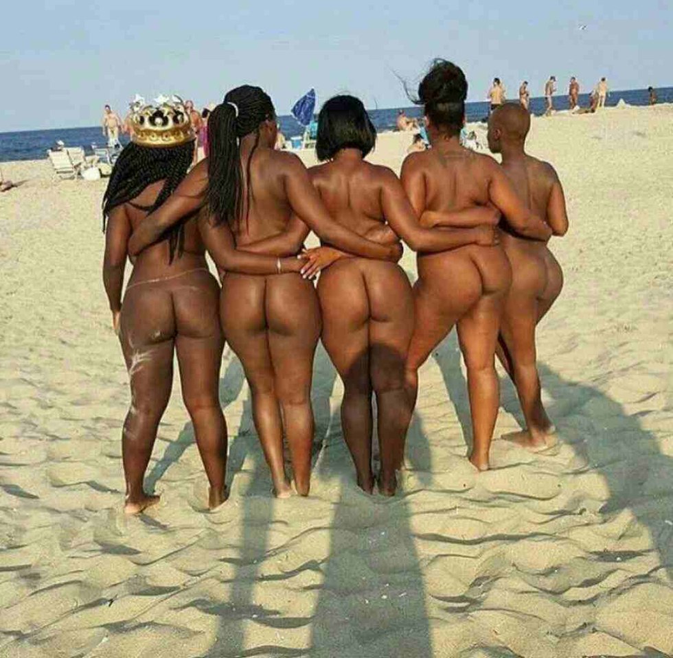 A lot of naked female pop