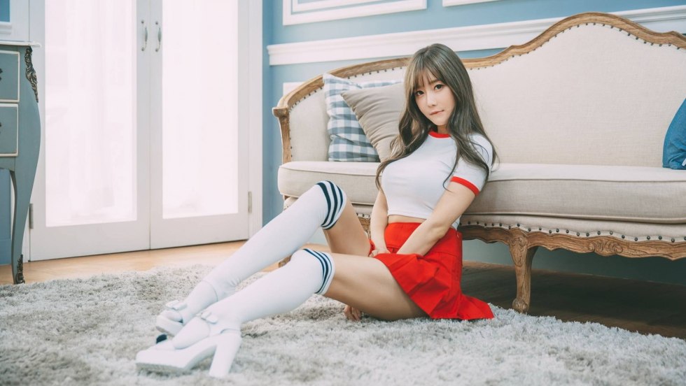 Japanese women in mini