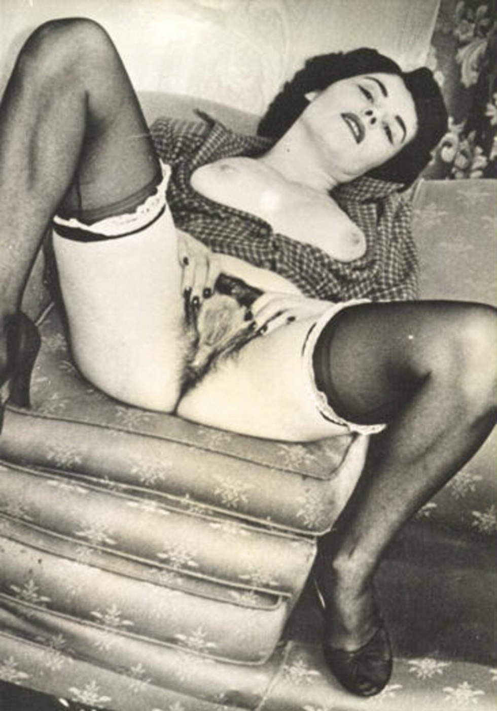 Retro women without panties