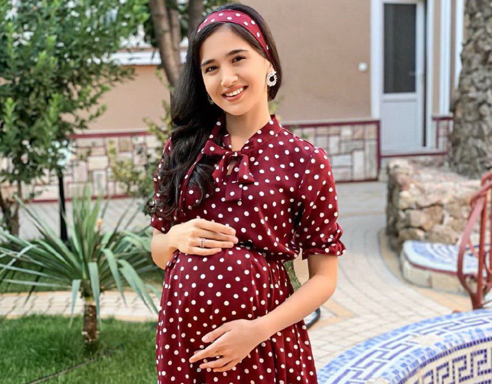 Actress Dilnoza Kubaeva sectus