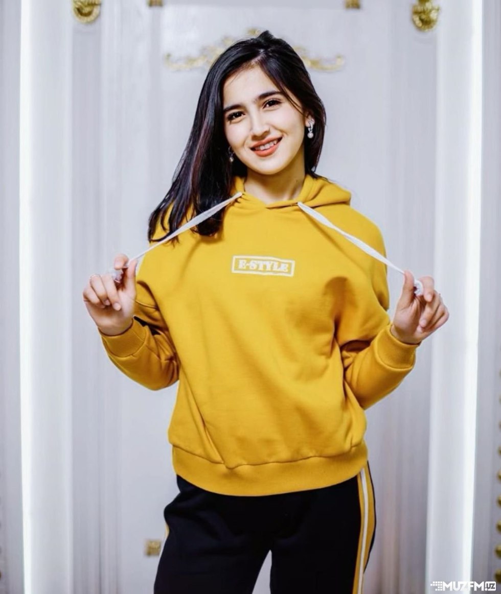 Durdona actress Uzbek