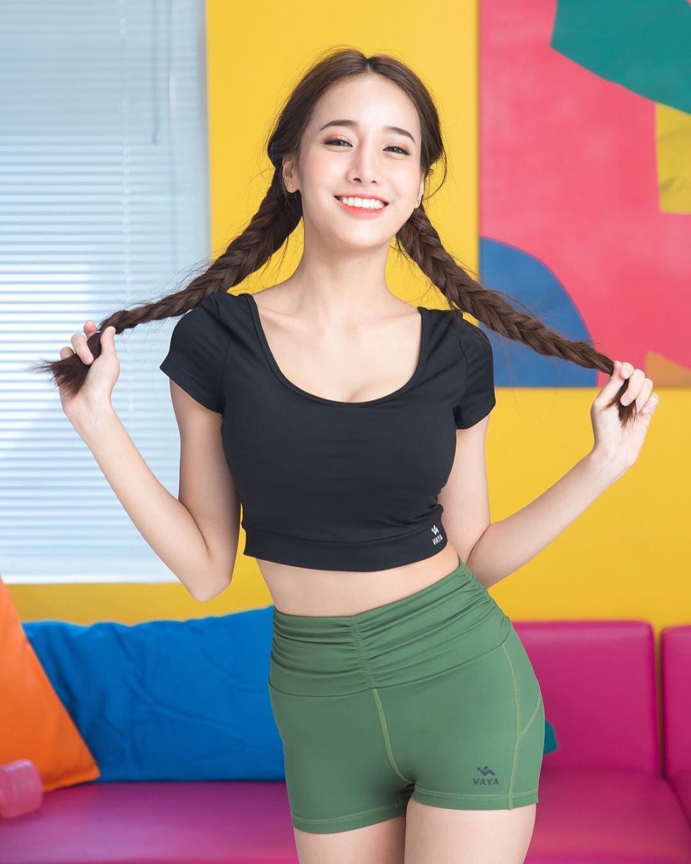 Girl with pigtails sucks