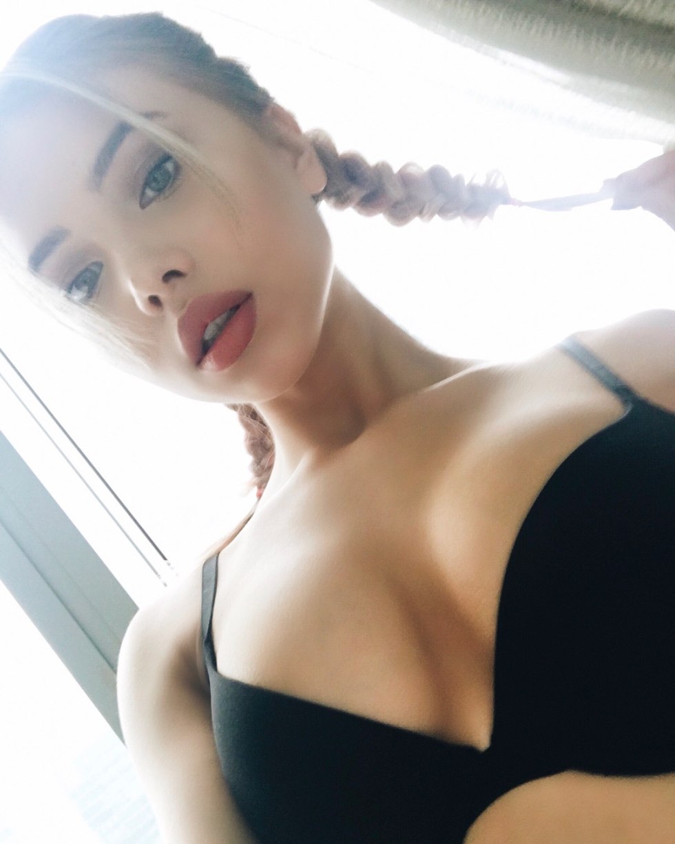 Ksenia Ivanovo Gato Marvin