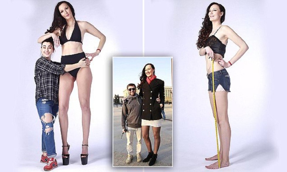 Ariadna majewska in dress