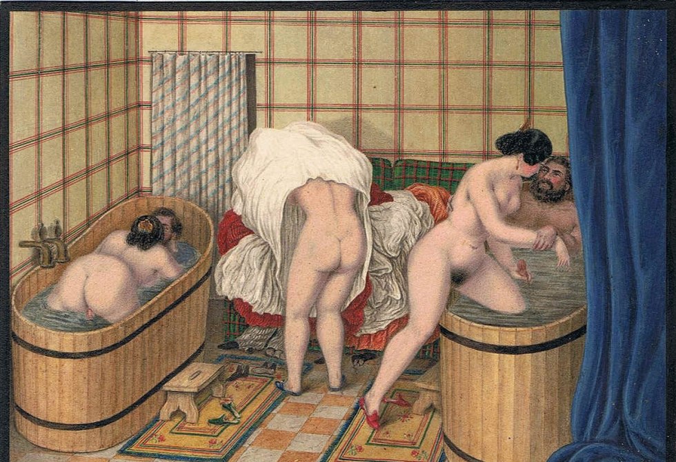 Naked mature women in the bathhouse
