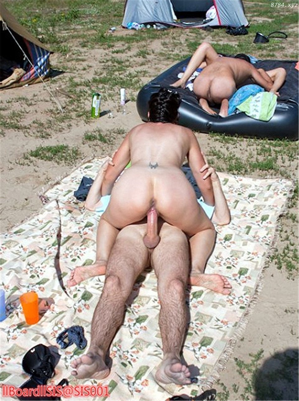 Naked on the beach peeping