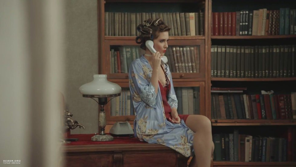 Valentina Lukashchuk House with lilies